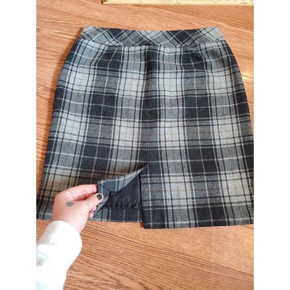 Eddie‎ Bauer Skirt Women's Size 6 Wool Blend Gray Plaid Lined Mini A-Line Slit - Picture 10 of 11